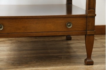 中古　DREXEL HERITAGE(ドレクセルヘリテイジ)　Triune(トライユン)シリーズ　すっきりした佇まいのエンドテーブル　(R-065862)