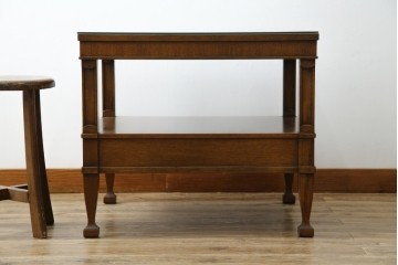 中古　DREXEL HERITAGE(ドレクセルヘリテイジ)　Triune(トライユン)シリーズ　すっきりした佇まいのエンドテーブル　(R-065862)