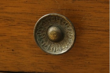 中古　DREXEL HERITAGE(ドレクセルヘリテイジ)　Triune(トライユン)シリーズ　すっきりした佇まいのエンドテーブル　(R-065862)