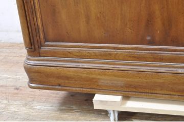 中古　DREXEL HERITAGE(ドレクセルヘリテイジ)　old continent(オールドコンチネント)　拡張式天板付き!!高級感溢れる佇まいのサーバー(洋酒棚、カウンターテーブル、収納棚、戸棚、サイドボード、サイドキャビネット)(定価約82万円)(R-065863)