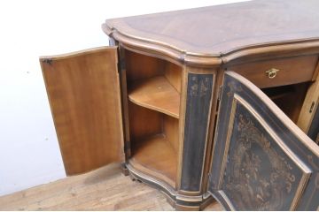中古　希少!!　DREXEL HERITAGE(ドレクセルヘリテイジ)　シノワズリ様式　優美で華やかな装飾が見事なサイドボード(カウンター、キャビネット、収納棚、戸棚、中国美術)(R-065864)