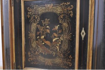 中古　希少!!　DREXEL HERITAGE(ドレクセルヘリテイジ)　シノワズリ様式　優美で華やかな装飾が見事なサイドボード(カウンター、キャビネット、収納棚、戸棚、中国美術)(R-065864)