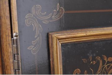 中古　希少!!　DREXEL HERITAGE(ドレクセルヘリテイジ)　シノワズリ様式　優美で華やかな装飾が見事なサイドボード(カウンター、キャビネット、収納棚、戸棚、中国美術)(R-065864)