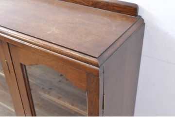 イギリスアンティーク　オーク材　お部屋に取り入れやすい小振りなサイズのブックケース(本箱、収納棚、戸棚、サイドキャビネット、英国)(R-065870)