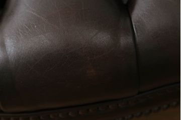 中古　美品　イギリス　Lloyd's Antiques(ロイズ・アンティークス)取り扱い　Carlton Chair(カールトンチェア)　上品でクラシカルな佇まいが魅力のアームチェア(サロンチェア、椅子、イス、英国)(R-065871)