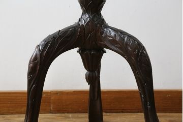 イギリスアンティーク　マホガニー材　素晴らしい彫刻が目を惹く譜面台(譜面立、ミュージックスタンド、ブックレスト、書見台、レシピ台、英国)(R-065873)