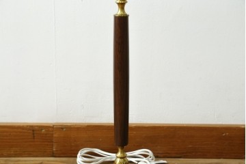 イギリスアンティーク　ローズウッド　気品漂うインテリアのアクセントになるフロアスタンド　(R-065874)