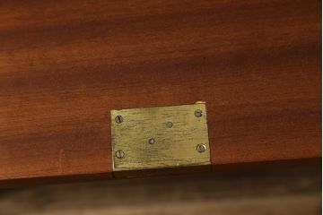 ヴィンテージ家具　北欧ビンテージ　チーク材　木の温もりとスタイリッシュで飽きのこないデザインが魅力のライティングビューロー(簿記机、在宅ワーク、在宅用デスク)(R-065877)