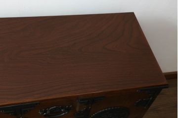 中古　美品　国産手造り家具　ケヤキ(欅)材　2way　置き箪笥としても使える堂々たる風格が漂う車箪笥(衣装箪笥、和タンス、収納たんす、整理箪笥、引き出し)(R-065885)