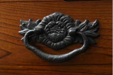中古　美品　国産手造り家具　ケヤキ(欅)材　2way　置き箪笥としても使える堂々たる風格が漂う車箪笥(衣装箪笥、和タンス、収納たんす、整理箪笥、引き出し)(R-065885)