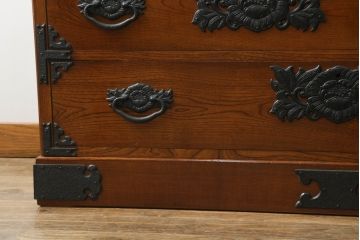 中古　美品　国産手造り家具　ケヤキ(欅)材　2way　置き箪笥としても使える堂々たる風格が漂う車箪笥(衣装箪笥、和タンス、収納たんす、整理箪笥、引き出し)(R-065885)