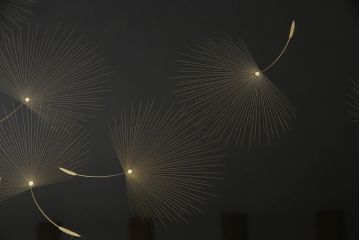 中古　漆塗り　わたげ　沈金の美しさが際立つ座卓(ローテーブル、センターテーブル)(R-065887)