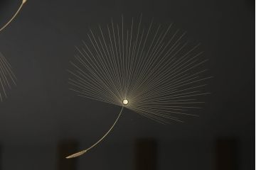 中古　漆塗り　わたげ　沈金の美しさが際立つ座卓(ローテーブル、センターテーブル)(R-065887)
