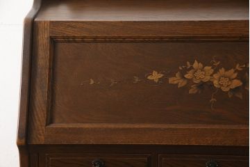 中古　美品　高級品　三越デパート　オーク材　上品な佇まいが魅力の象嵌入りライティングビューロー(カントリーハウス、Brugge、ブルージュ、簿記机、ワークデスク、在宅用、在宅ワーク用)(R-065890)