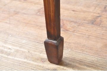 イギリスアンティーク　マホガニー材　象嵌入り　シャープな脚のデザインがお洒落なガラスキャビネット(キュリオケース、ガラスケース、コレクションケース、飾り棚、陳列棚、英国)(R-065903)