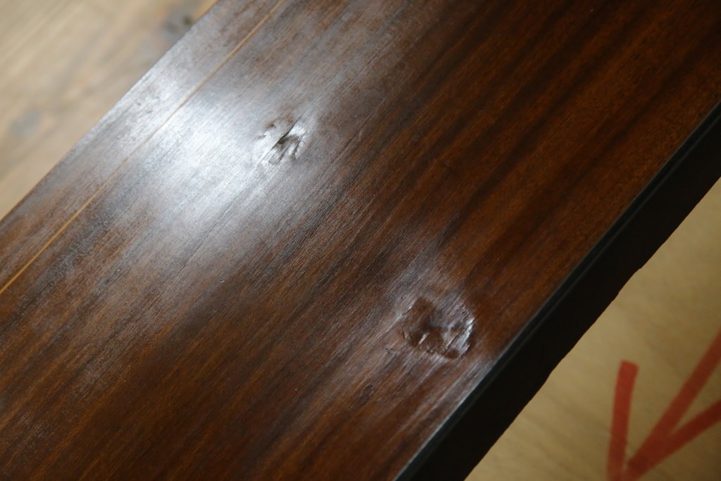 イギリスアンティーク　繊細なデザインの象嵌が美しいマホガニー材製キャビネット　(R-065906)