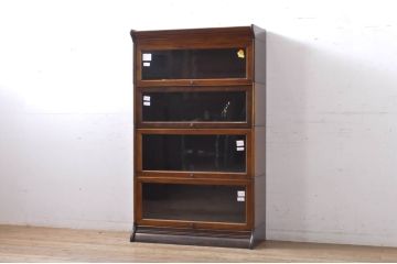 アンティーク家具　ウォールナット材　落ち着いた色合いがクラシカルなお部屋に馴染みやすいスタッキングブックケース(本箱、収納棚、戸棚、キャビネット、飾り棚、陳列棚)(R-065915)