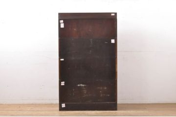 アンティーク家具　ウォールナット材　落ち着いた色合いがクラシカルなお部屋に馴染みやすいスタッキングブックケース(本箱、収納棚、戸棚、キャビネット、飾り棚、陳列棚)(R-065915)