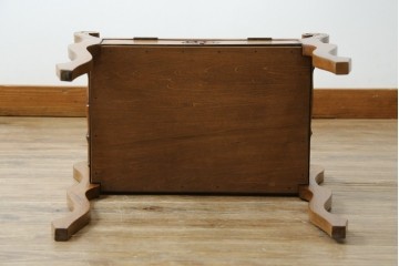 イギリスアンティーク　本革(レザー)　ちょっとした収納付きが便利!!優美な佇まいが美しいスツール　(R-065918)