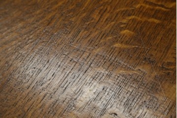 イギリスアンティーク　オーク材　ラウンド型のデザインが上品なモンクスベンチ　(R-065930)