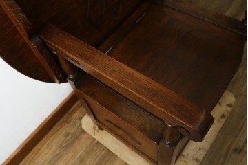 イギリスアンティーク　オーク材　ラウンド型のデザインが上品なモンクスベンチ　(R-065930)