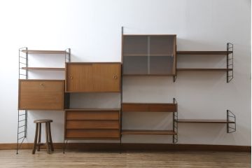 イギリスビンテージ　Staples & Co.Ltd(ステイプルズ)　robert heal(ロバート・ヒールズ)デザイン　温もり感じるチーク材と無骨な鉄製フレームの組み合わせがかっこいいウォールユニットキャビネット(オープンシェルフ、収納棚、戸棚、オープンラック、ヴィンテージ、英国)(R-065931)