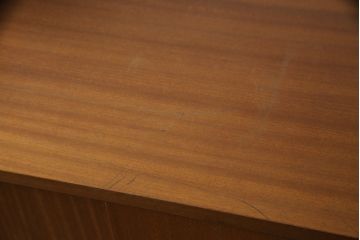 イギリスビンテージ　Staples & Co.Ltd(ステイプルズ)　robert heal(ロバート・ヒールズ)デザイン　温もり感じるチーク材と無骨な鉄製フレームの組み合わせがかっこいいウォールユニットキャビネット(オープンシェルフ、収納棚、戸棚、オープンラック、ヴィンテージ、英国)(R-065931)