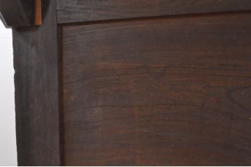 アンティーク家具　李朝家具　総欅(ケヤキ)材　分厚い天板と框組みの重厚な佇まいが魅力的な米びつ
