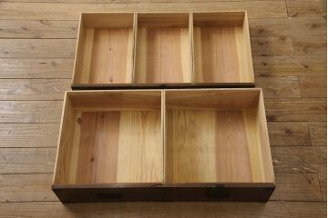 和製アンティーク　美品!!　前面欅(ケヤキ)材　会津地方　小振りなサイズが取り入れやすい帳場箪笥(時代箪笥、収納タンス、小箪笥、引き出し)(R-065938)