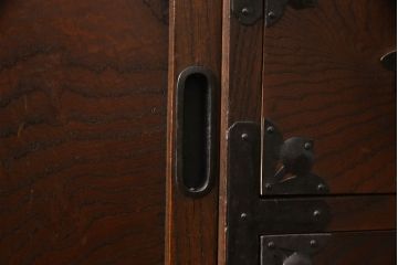 和製アンティーク　美品!!　前面欅(ケヤキ)材　会津地方　小振りなサイズが取り入れやすい帳場箪笥(時代箪笥、収納タンス、小箪笥、引き出し)(R-065938)