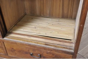 和製アンティーク　総桐材　レトロな雰囲気あふれる置き水屋(置き水屋、茶水屋、戸棚、食器棚、茶棚)(R-065943)
