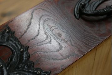 中古　岩谷堂箪笥　桜木家具店作　黒々とした金具が重厚な雰囲気を高めるチェスト(引き出し、衣装箪笥、整理箪笥、和タンス)(R-065951)