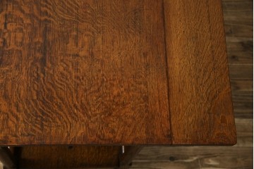 イギリスアンティーク　オーク材　両面引き出し付きのバタフライサイドテーブル　(R-065953)