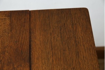 イギリスアンティーク　オーク材　両面引き出し付きのバタフライサイドテーブル　(R-065953)