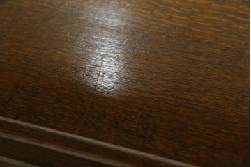 イギリスアンティーク　オーク材　両面引き出し付きのバタフライサイドテーブル　(R-065953)