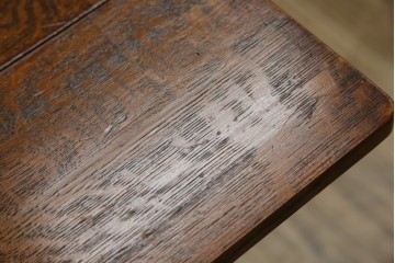 イギリスアンティーク　オーク材　両面引き出し付きのバタフライサイドテーブル　(R-065953)