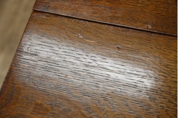 イギリスアンティーク　オーク材　両面引き出し付きのバタフライサイドテーブル　(R-065953)