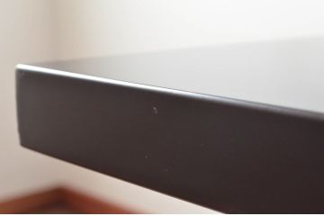 中古　arflex(アルフレックス)　BONTE(ボンテ)　Cini Boeri(チニ・ボエリ)デザイン　シンプルながらスタイリッシュな佇まいが魅力の4人掛けダイニングテーブル(6人掛け、作業台、食卓)(定価約25万円)(R-065956)
