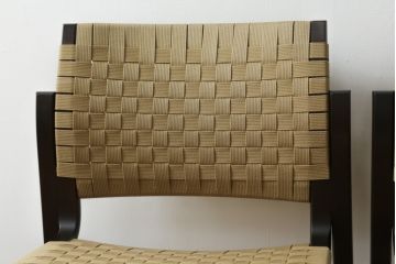 中古　美品　arflex(アルフレックス)　NT SLIM(エヌティー スリム)　スタイリッシュなデザインが魅力のアームレスチェア2脚セット (スタッキングチェア、ダイニングチェア、椅子、イス)(1脚定価約85000円)(R-065958)