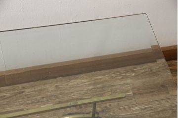 中古　MAITLAND SMITH(メートランドスミス)　職人による象嵌技術が詰まった芸術品のようなスフィンクスカクテルテーブル(ローテーブル、センターテーブル、ガラス天板テーブル)(定価約137万円)(R-065961)
