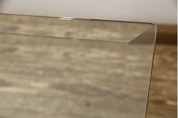 中古　MAITLAND SMITH(メートランドスミス)　職人による象嵌技術が詰まった芸術品のようなスフィンクスカクテルテーブル(ローテーブル、センターテーブル、ガラス天板テーブル)(定価約137万円)(R-065961)