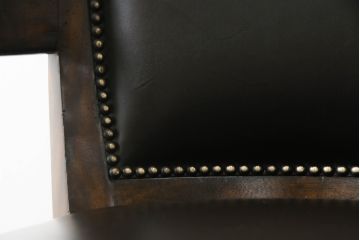 中古　MAITLAND SMITH(メートランドスミス)　ライオンヘッドのモチーフがクラシカルな雰囲気を高めるアームチェア(サロンチェア、ダイニングチェア、ワークチェア)(R-065963)