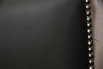 中古　MAITLAND SMITH(メートランドスミス)　ライオンヘッドのモチーフがクラシカルな雰囲気を高めるアームチェア(サロンチェア、ダイニングチェア、ワークチェア)(R-065963)