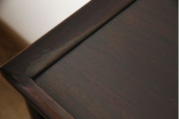 和製ビンテージ　国産　唐木指物　総紫檀(シタン)材　総漆塗り　上品な佇まいが魅力の茶棚(茶箪笥、飾り棚、違い棚、戸棚、ヴィンテージ)(R-065971)