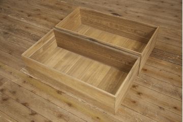 和製アンティーク　上手物!!　大きな丸金具と角手金具が目を引く総桐衣装箪笥(総桐箪笥、総桐たんす、収納タンス、引き出し、重ね箪笥、時代箪笥)(R-065974)