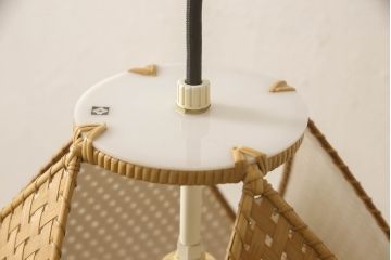 和製ビンテージ　希少な廃盤品　YAMAGIWA(ヤマギワ)　近藤昭作　竹のあかり　優しい明かりで和モダンな空間を演出する竹あんどんの天井照明(行灯、行燈、吊り下げ照明、ペンダントライト、シェード、電笠、ヴィンテージ)(R-065980)