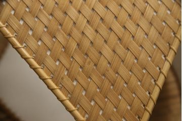 和製ビンテージ　希少な廃盤品　YAMAGIWA(ヤマギワ)　近藤昭作　竹のあかり　優しい明かりで和モダンな空間を演出する竹あんどんの天井照明(行灯、行燈、吊り下げ照明、ペンダントライト、シェード、電笠、ヴィンテージ)(R-065980)