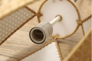 和製ビンテージ　希少な廃盤品　YAMAGIWA(ヤマギワ)　近藤昭作　竹のあかり　優しい明かりで和モダンな空間を演出する竹あんどんの天井照明(行灯、行燈、吊り下げ照明、ペンダントライト、シェード、電笠、ヴィンテージ)(R-065980)