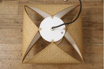 和製ビンテージ　希少な廃盤品　YAMAGIWA(ヤマギワ)　近藤昭作　竹のあかり　和モダンスタイルやナチュラルテイストの空間づくりにおすすめ!!竹あんどんの天井照明(行灯、行燈、吊り下げ照明、ペンダントライト、シェード、電笠、ヴィンテージ)(R-065981)