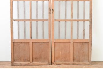 アンティーク建具　ダイヤガラス入り　古き良き時代の趣を感じる幅狭玄関戸2枚セット(引き戸、ガラス戸、格子戸)(R-065990)